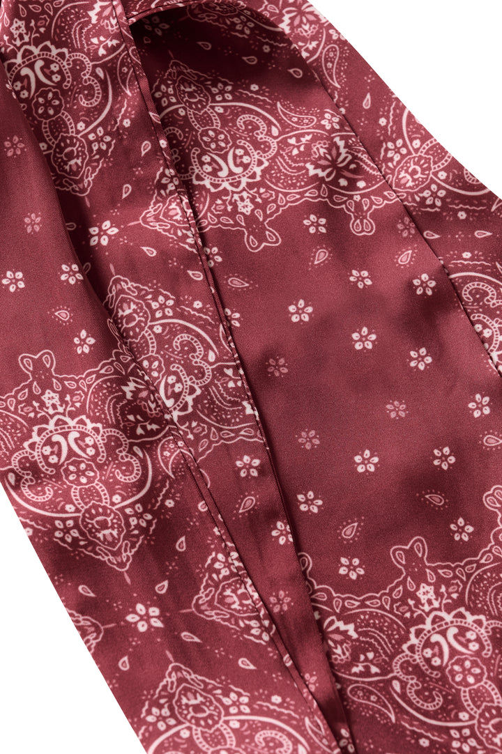 Narrow scarves in assorted patterns 