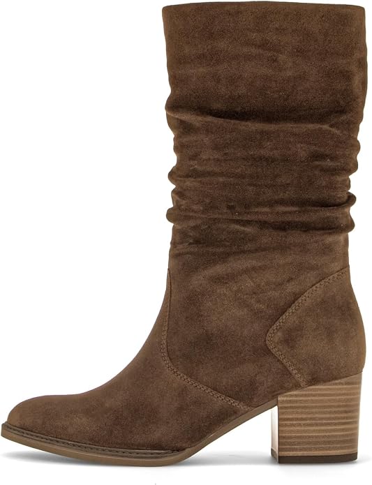 Suede ankle boots with block heel 
