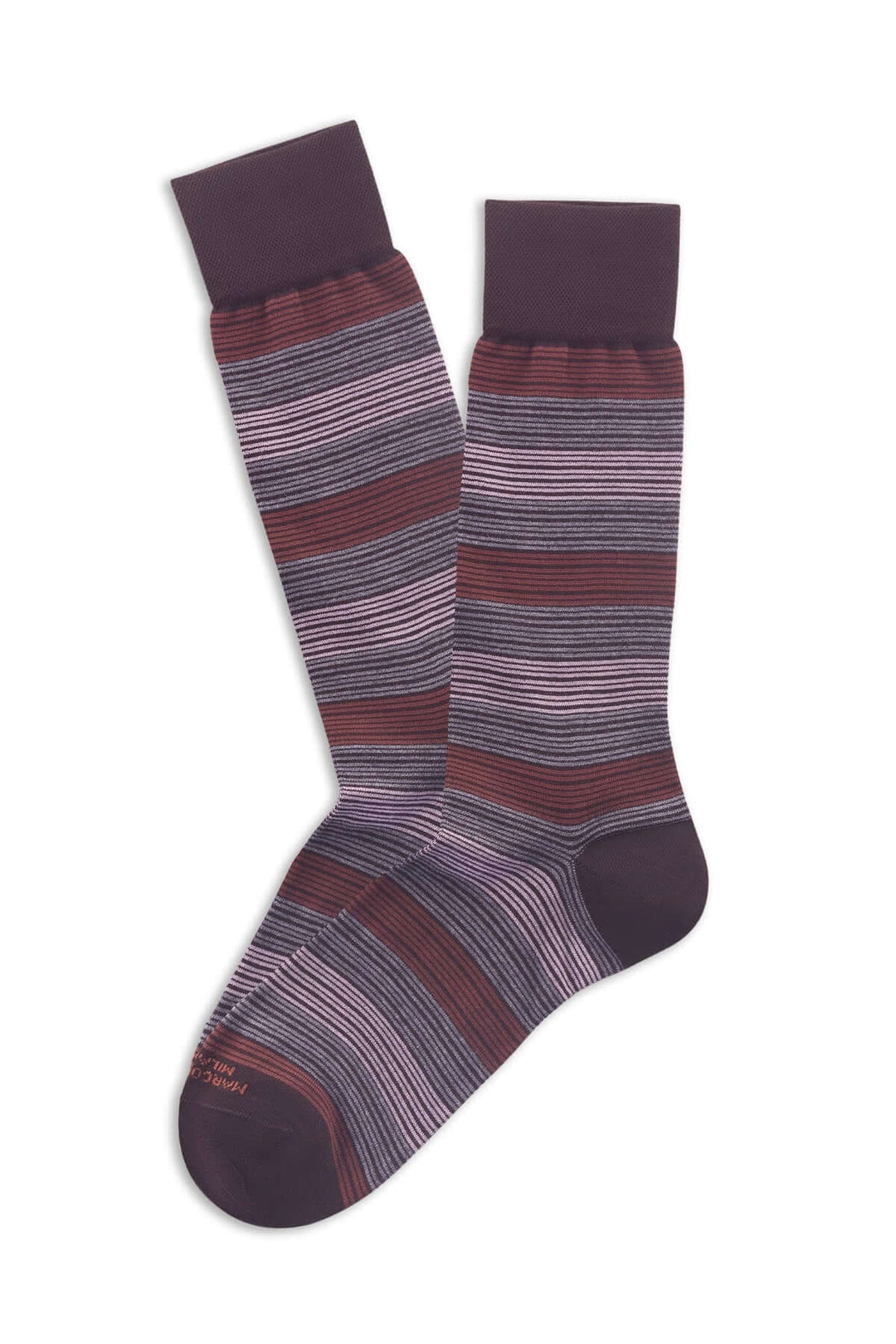 Bas à rayures classiques mi-mollet, confortables et résistants, motif moderne idéal pour looks professionnels et décontractés.