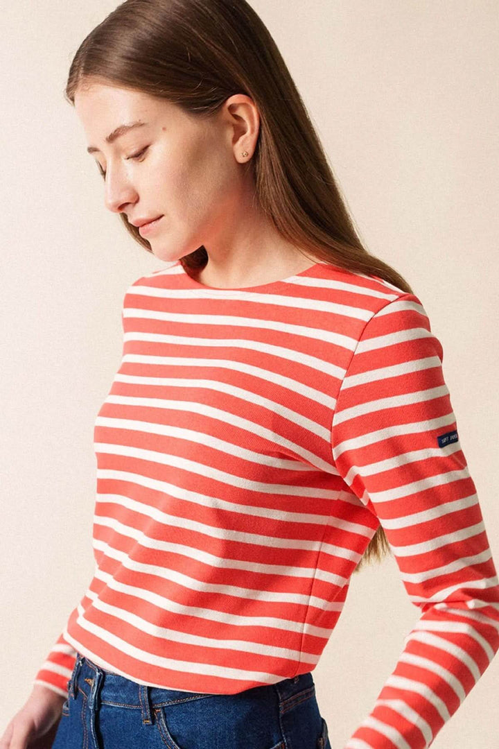Chandail MERIDAME II marinière féminine en coton cardé rouge et blanc, coupe ajustée idéale pour inter-saisons, chic et confortable.