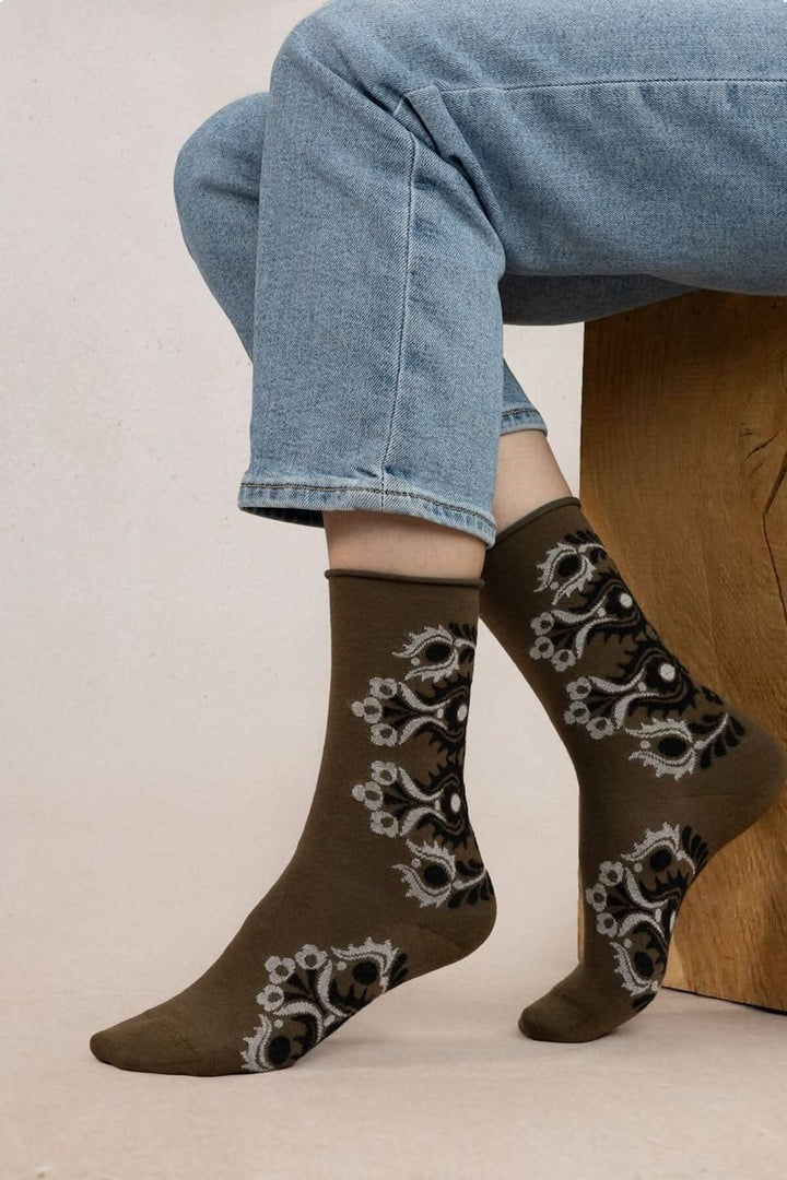 Chaussettes folke femme en laine Mérinos et coton, motif floral tendance, parfaites pour l&