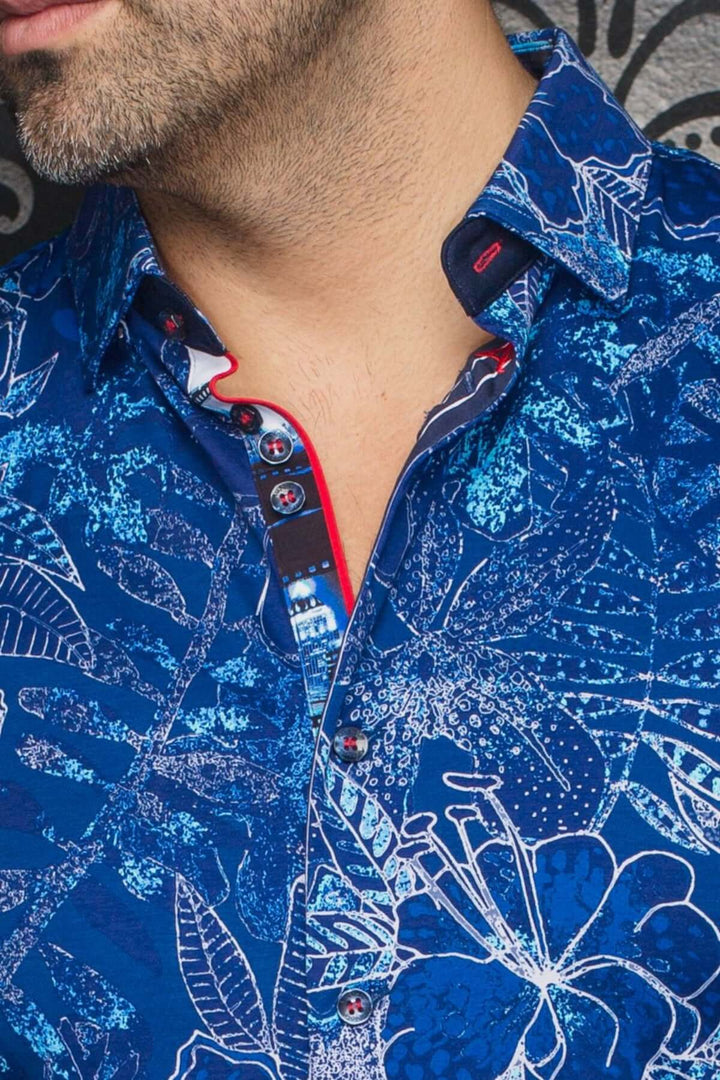 Chemise Ronaldo à manches courtes, imprimé floral bleu, détails contrastants au col, style estival audacieux.