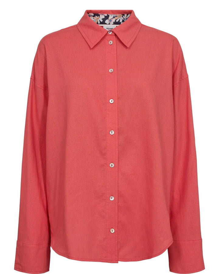 Chemise fluide en mélange de lin rouge avec col classique et fermeture boutonnée, manches longues, coupe ample pour confort et élégance.