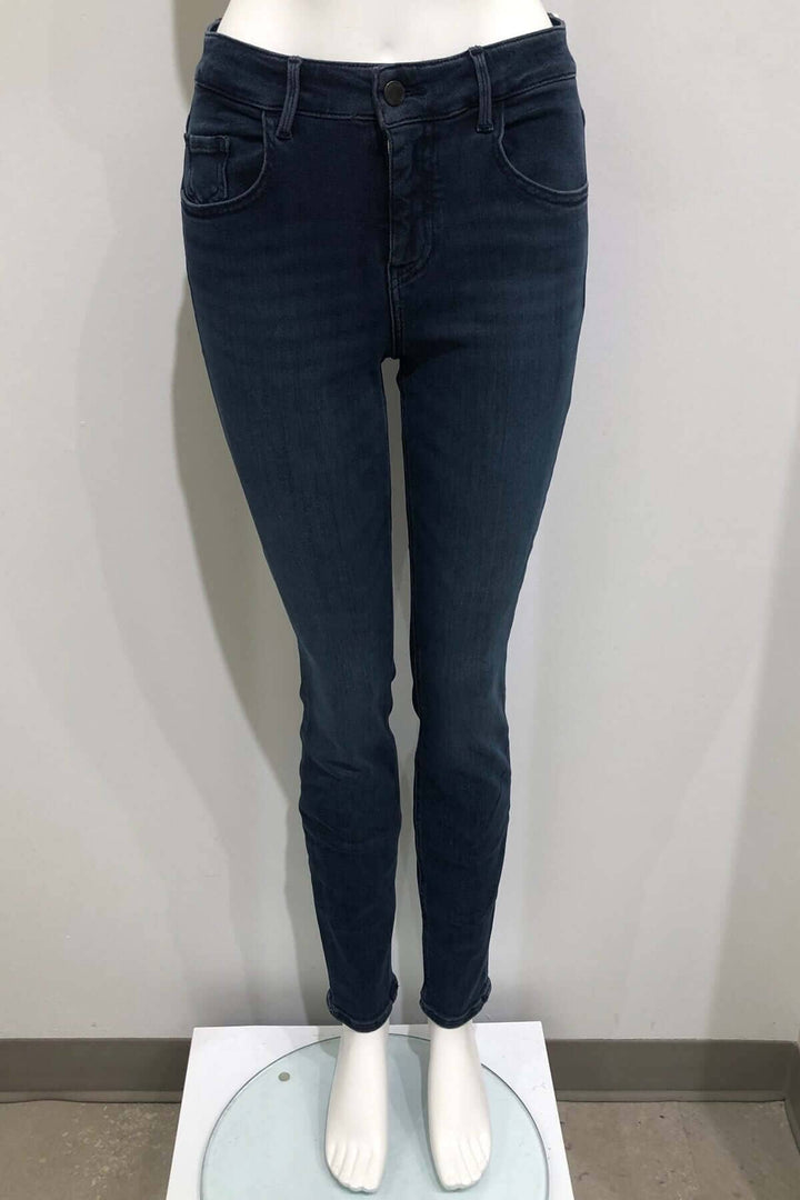 Shakira Classic Jeans
