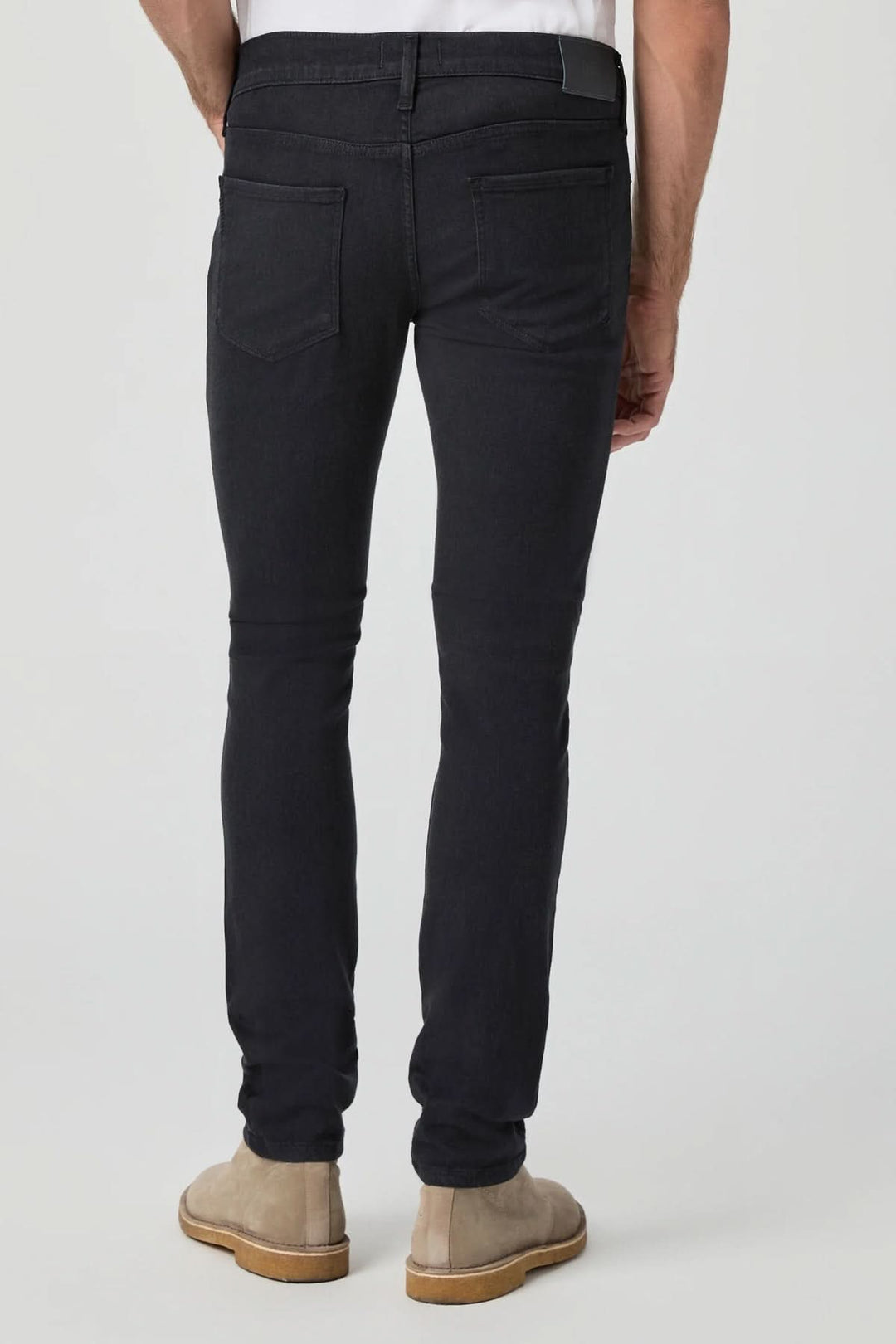 Jean de coton Coupe Lennox porté vue arrière, ajustement slim, couleur brun pigmenté
