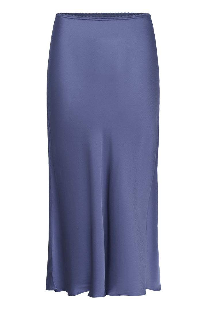 Jupe midi Laurina élégante en tissu fluide bleu avec coupe légèrement évasée, parfait pour un style sophistiqué et féminin.