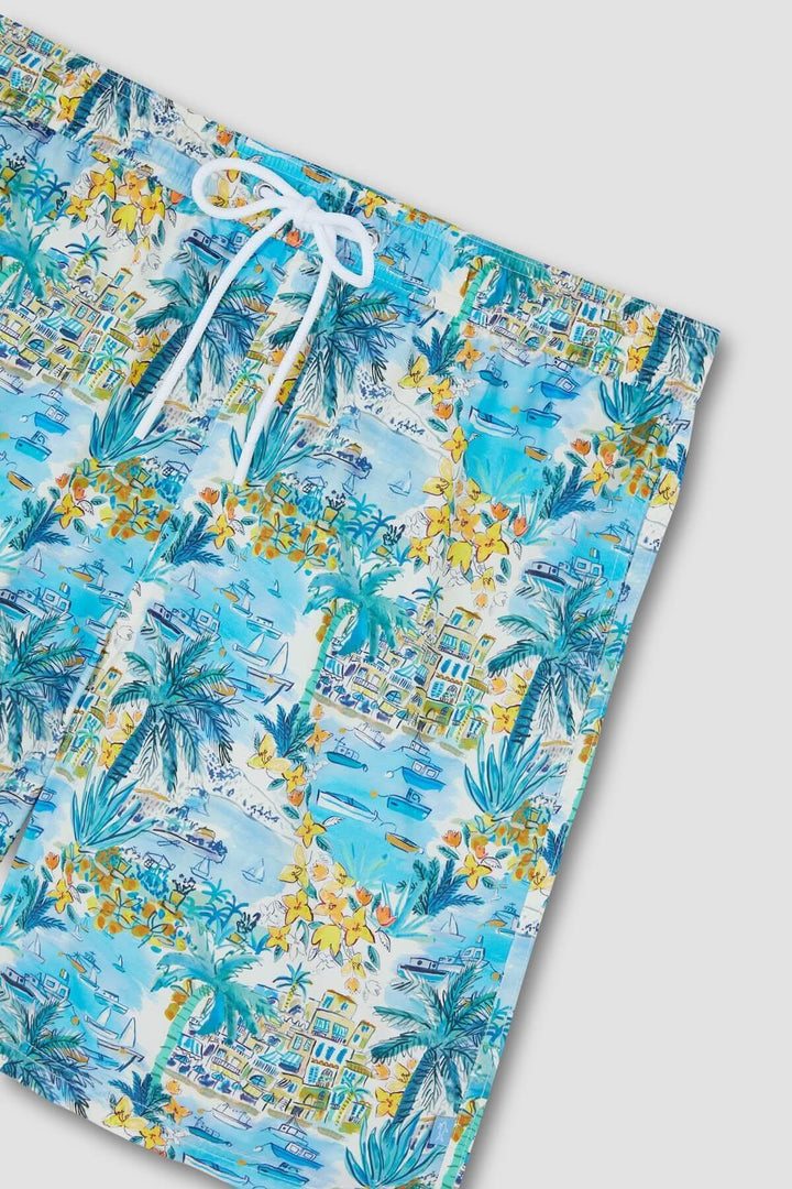 Short de bain tropical bleu et jaune, avec imprimé vibrant de paysages et palmiers, idéal pour l&