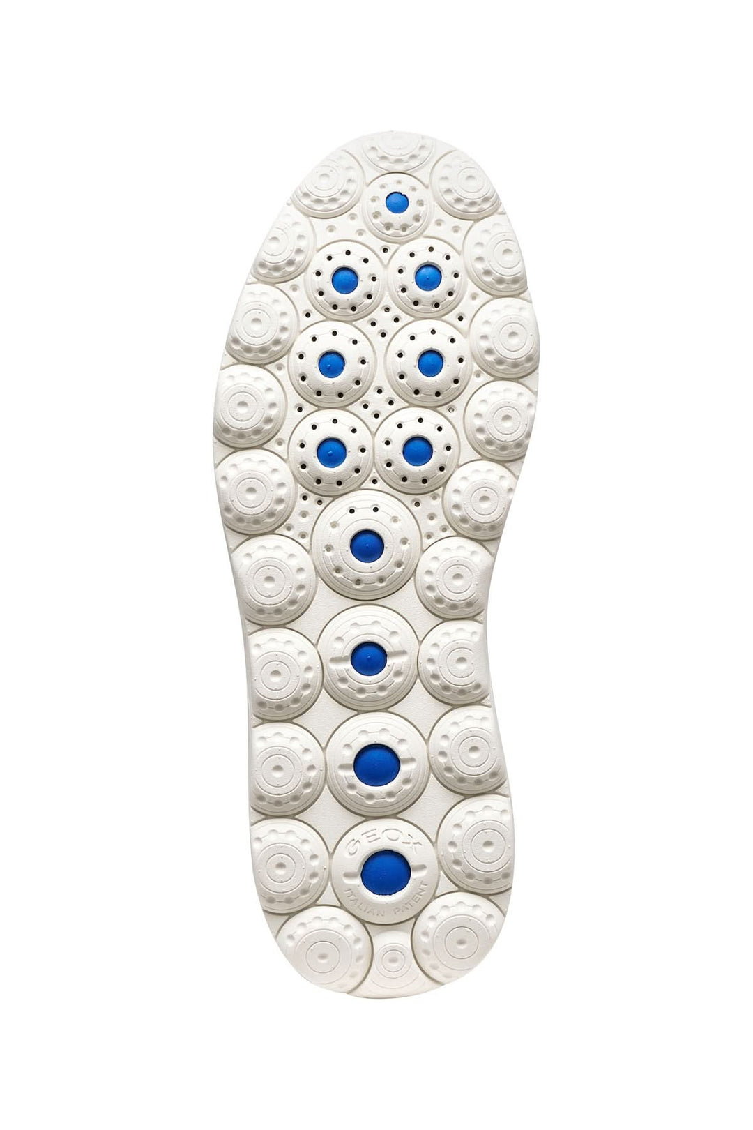 Semelle extérieure adhérente du sneaker en maille respirante avec accents bleus pour un soutien et confort améliorés.