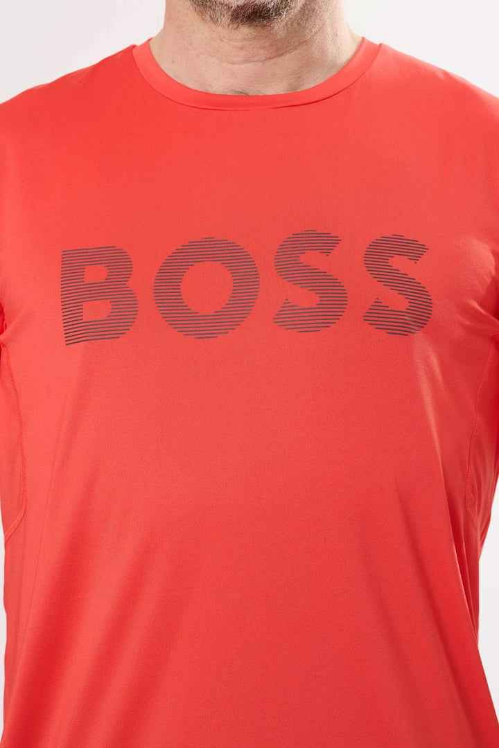 T-shirt à logo BOSS en tissu extensible, col rond, couleur rouge, style sportif et décontracté.