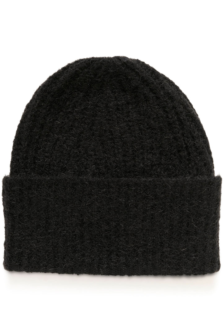 Tuque Sanja en tricot côtelé noir pour un style moderne et chaud, toucher duveteux et coupe allongée souple.