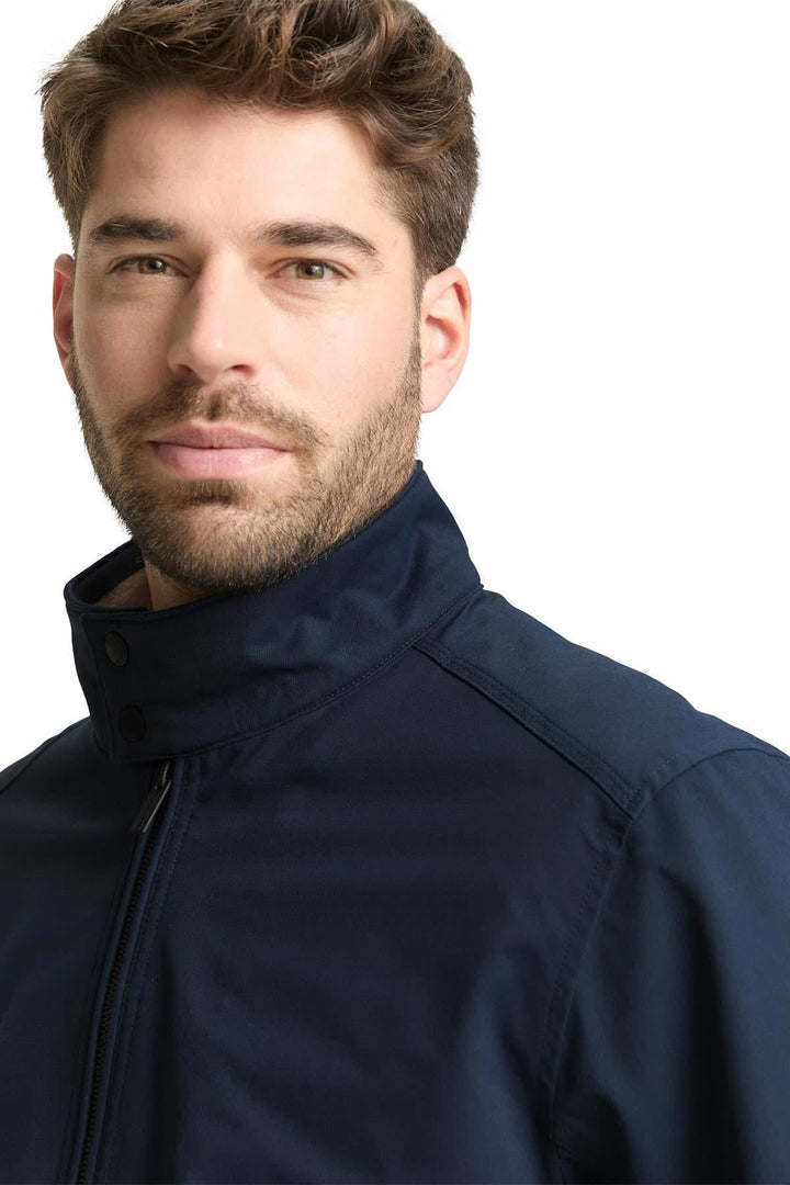 Front view of a black Tom Tailor men&