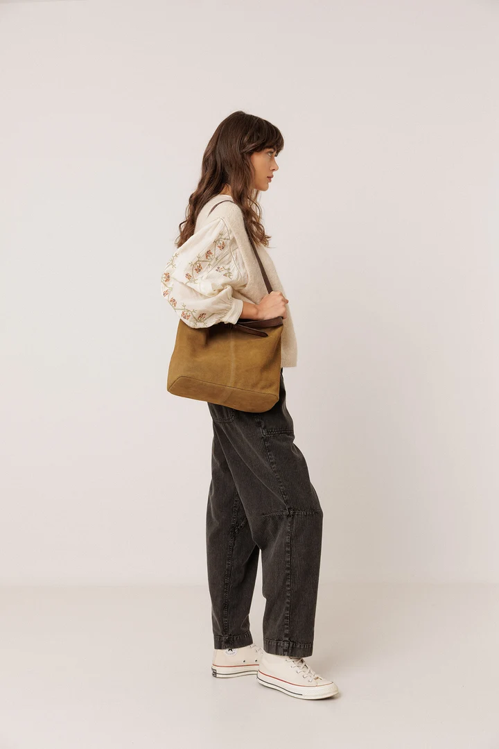 Knitted sleeveless jacket 