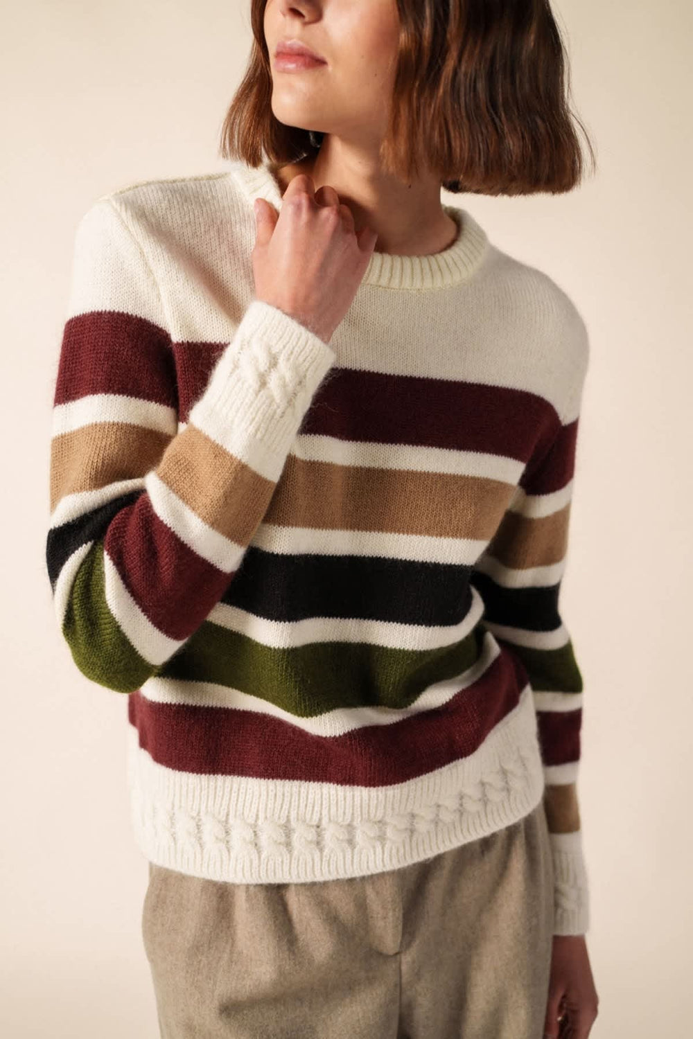 Side view of the Saint James Andorra women's sweater Pink with a striped pattern - Valérie Simon