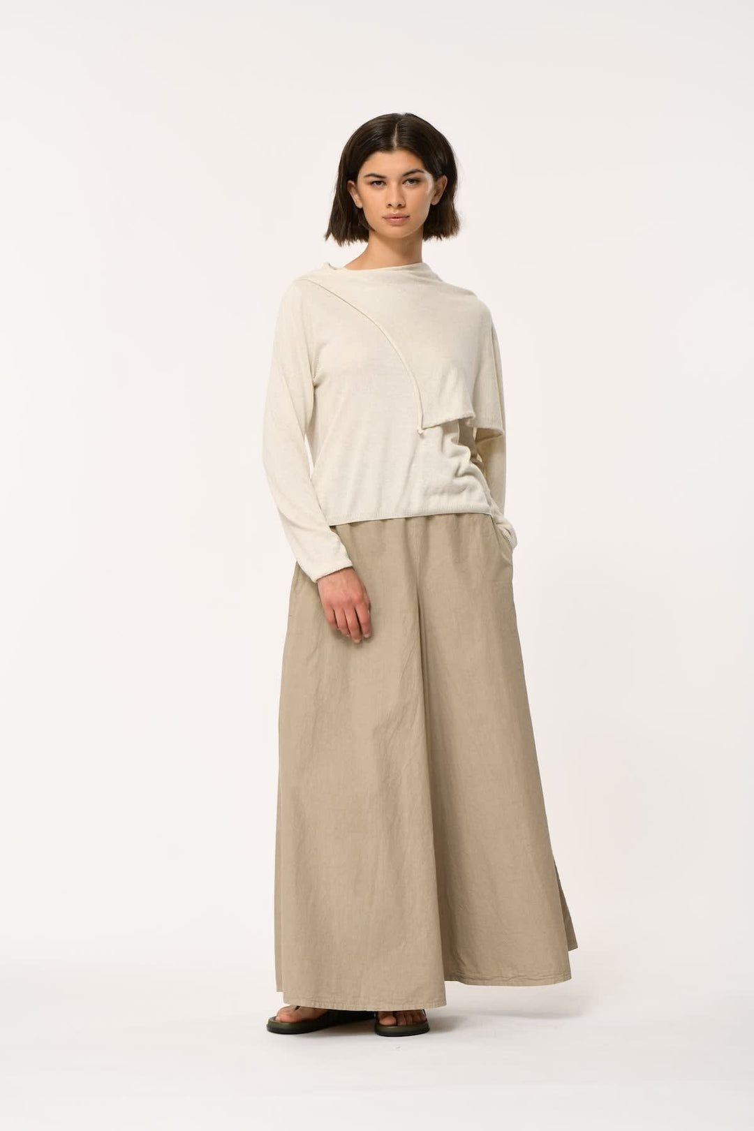 Back view of lightweight sweater Humility for women, beige - Valérie Simon