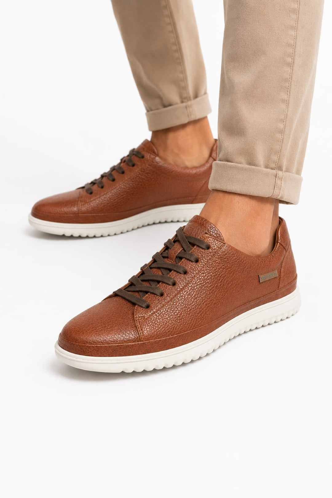 Vue de côté chaussure de ville Thomas MEPHISTO marron avec surpiqûres visibles pour homme - Valérie Simon