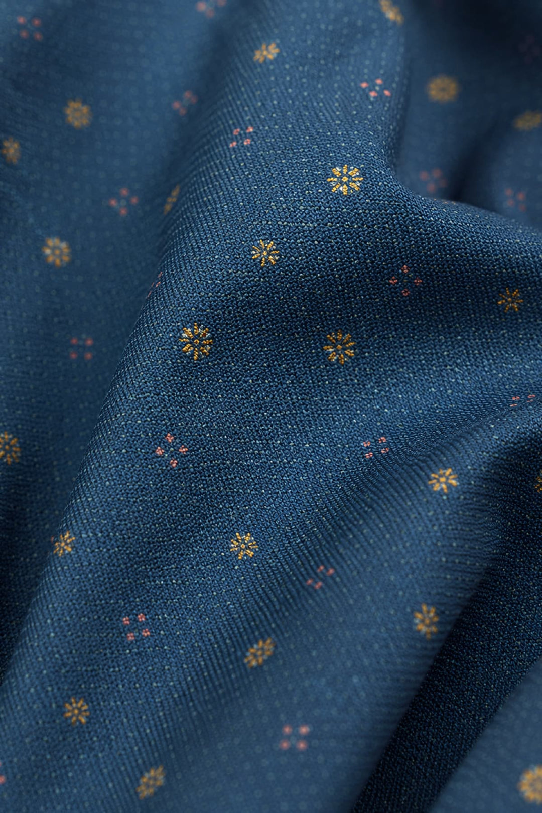 Vue de face chemise sport à micro-motif géométrique Au noir pour homme - Valérie Simon