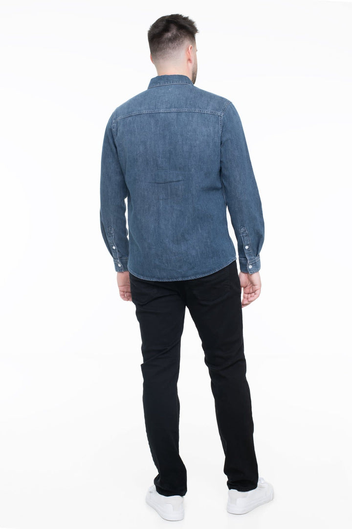 Back view of a light blue Tom Tailor men&