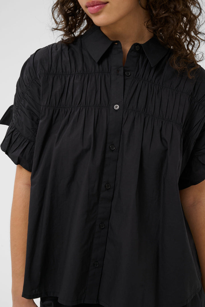 Chemise Verdina Kaffe femme vue de face vert manches volantées - Valérie Simon