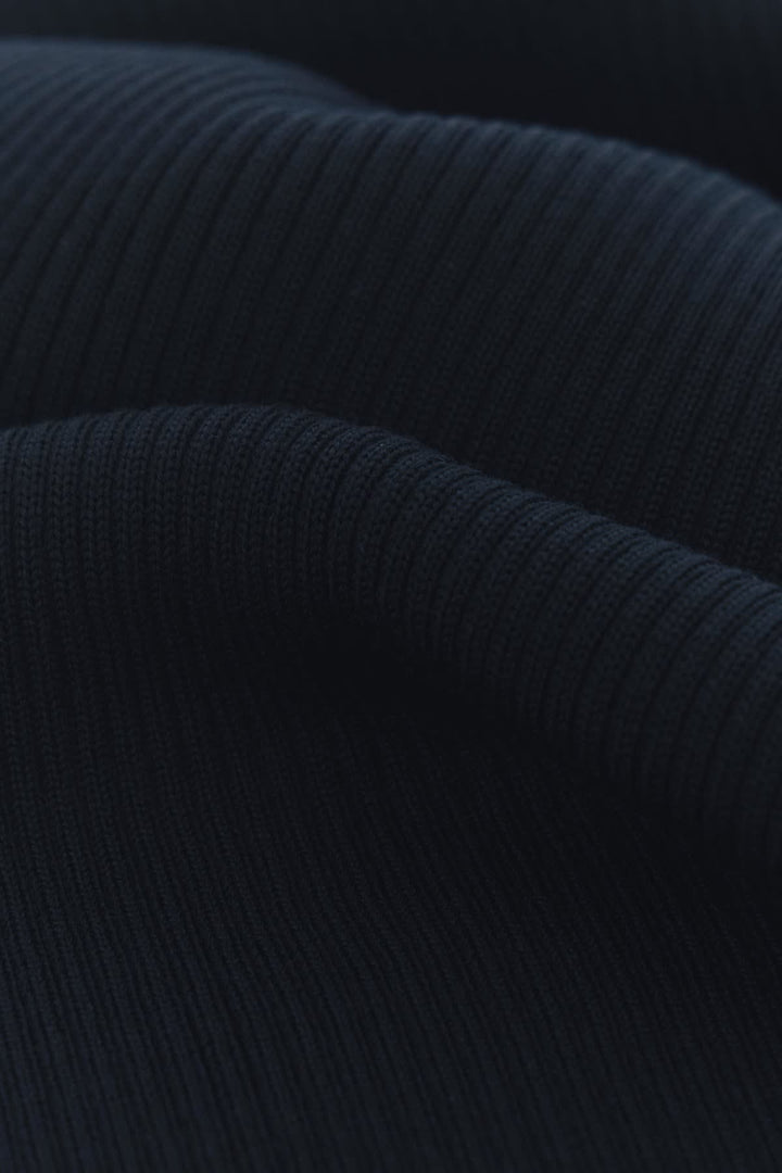 Paul &amp; Shark Ribbed Scarf for Men, Gray, Wrapped - Close-up - Valérie Simon