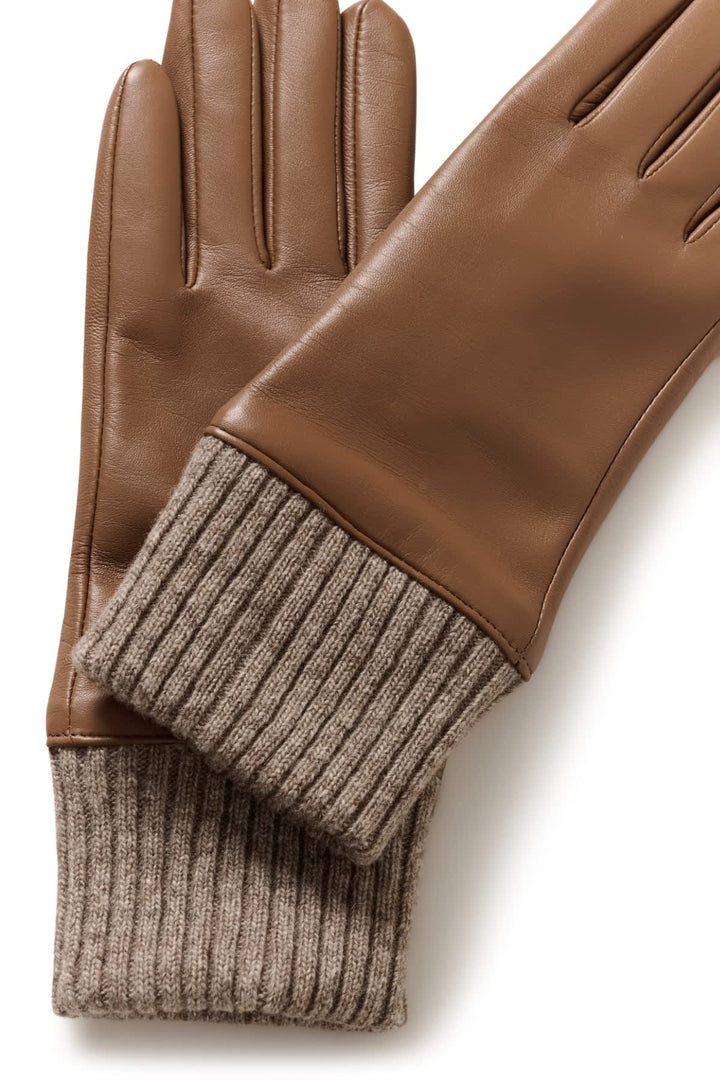 Annisa black leather gloves front view for women Inwear