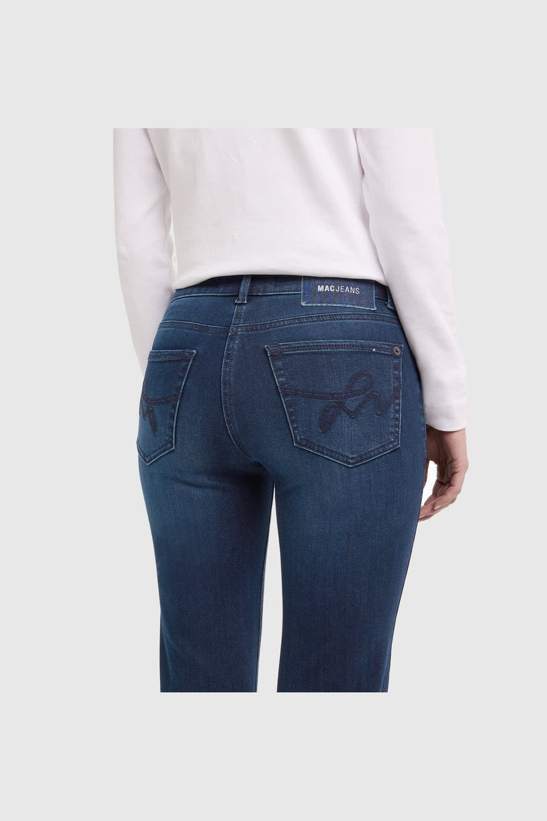 Jeans droit écourté vue de face pour femme Mac Jeans