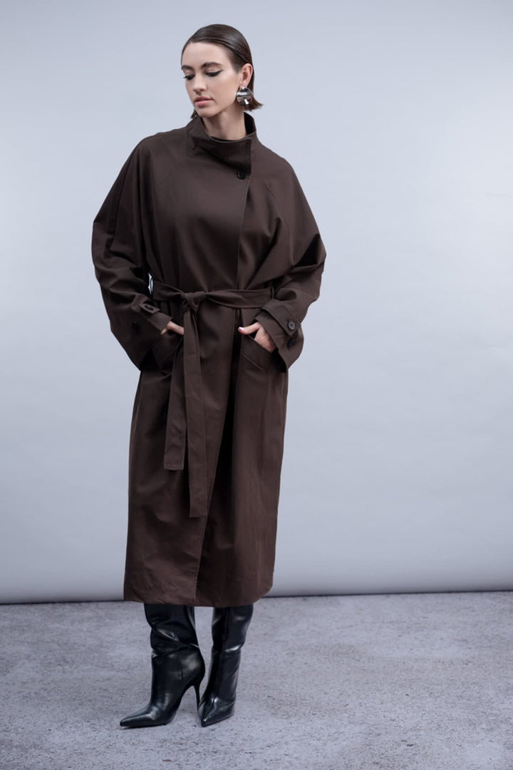 Front view of the Haako women&