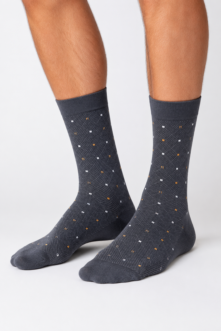 Bas habillés à micro-motif géométrique