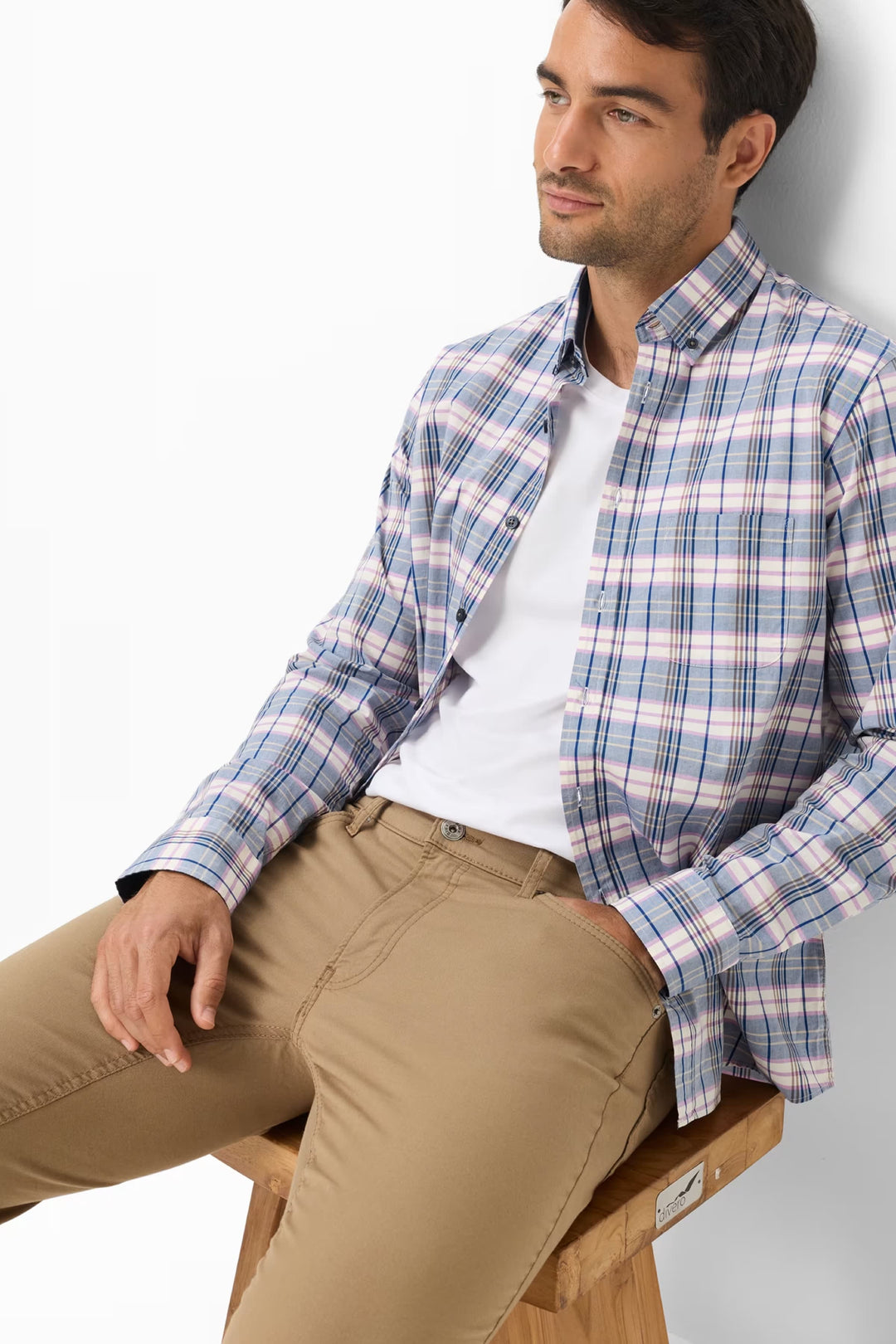 Front view of men&