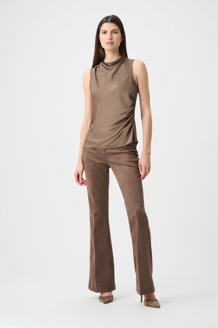 Side view of brown suede-effect flared pants by Joseph Ribkoff for women - Valérie Simon