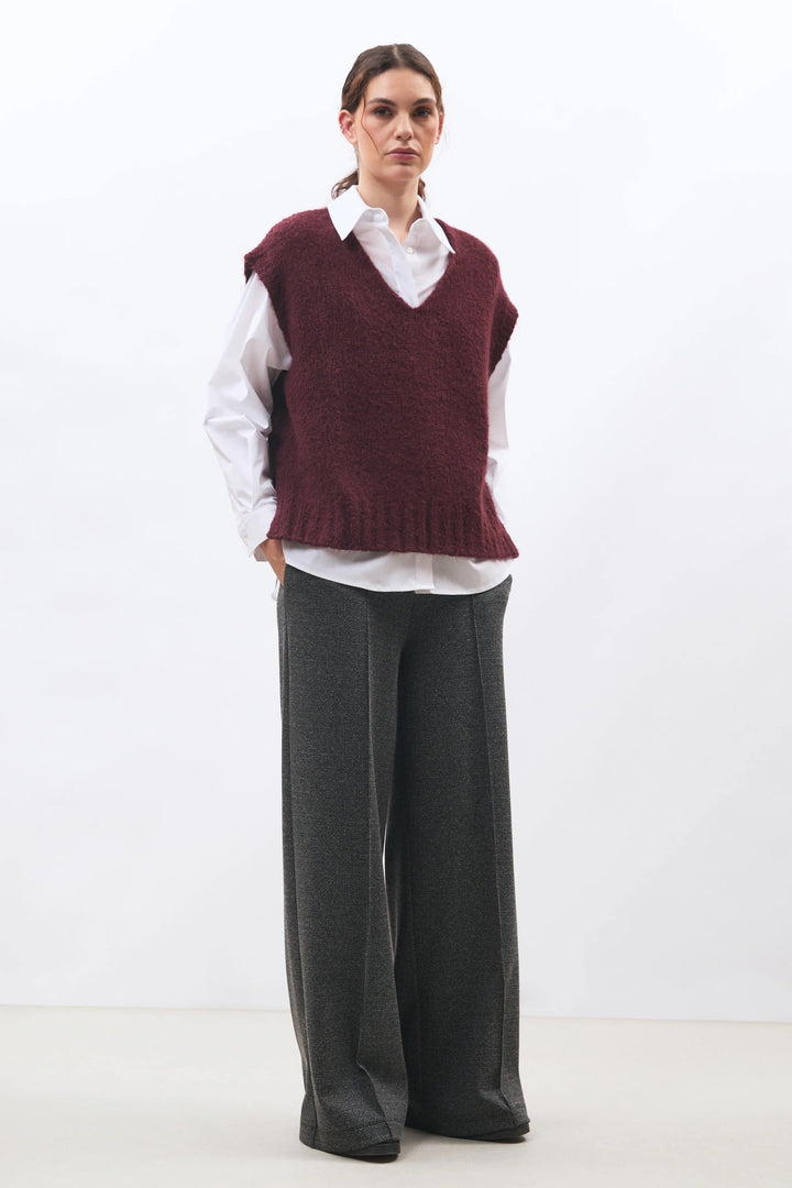 Front view of Bloomi women&