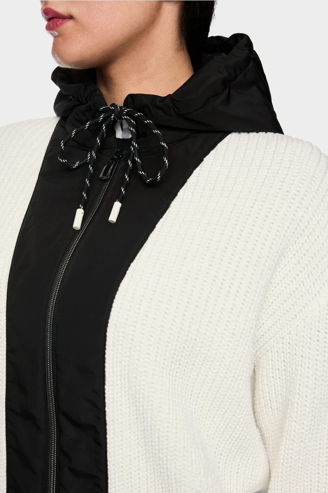Sweat à capuche contrasté pour femme Marc Cain