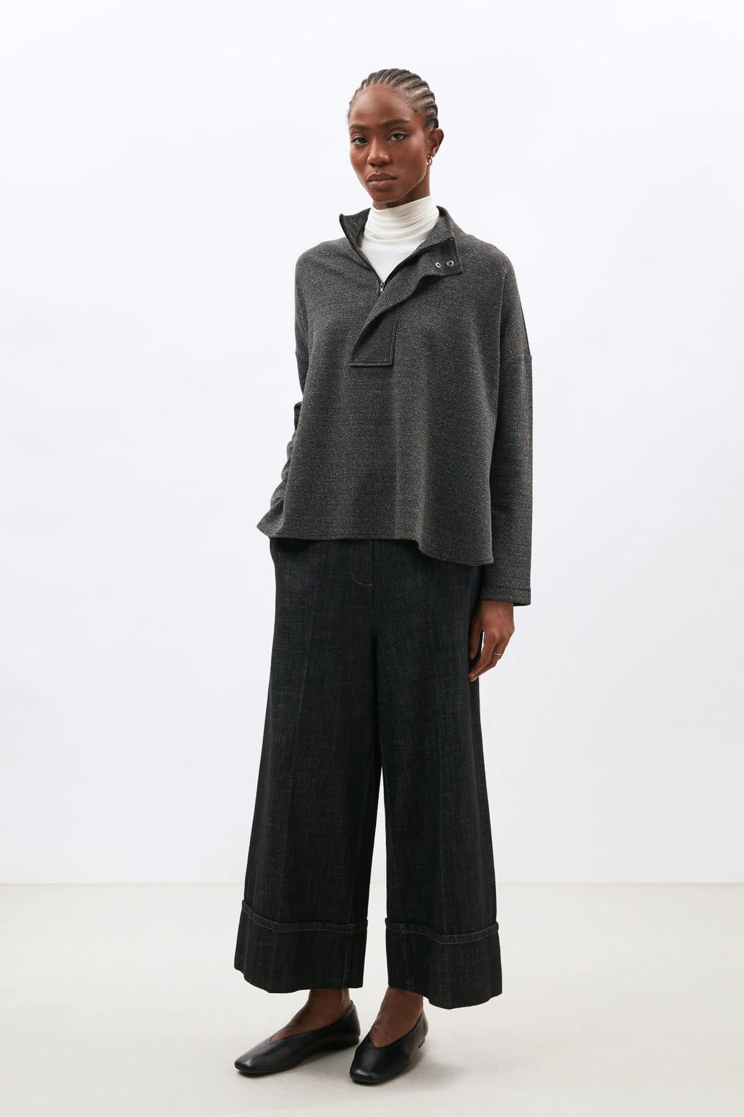 Loose high-neck sweatshirt for women Humility