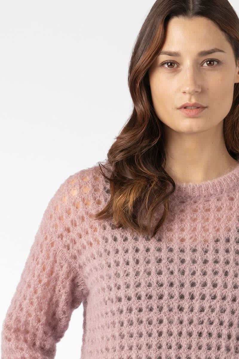 Tricot ajouré à encolure ronde vue de face pour femme sarah pacini