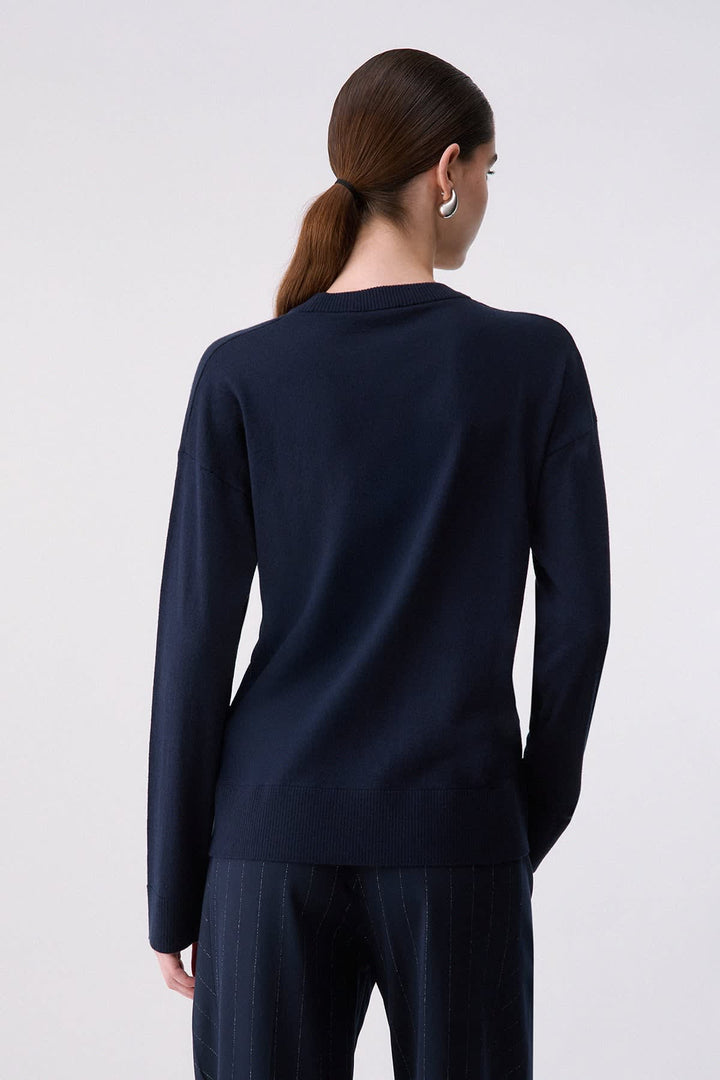 Classic crew-neck knit for women by liujo