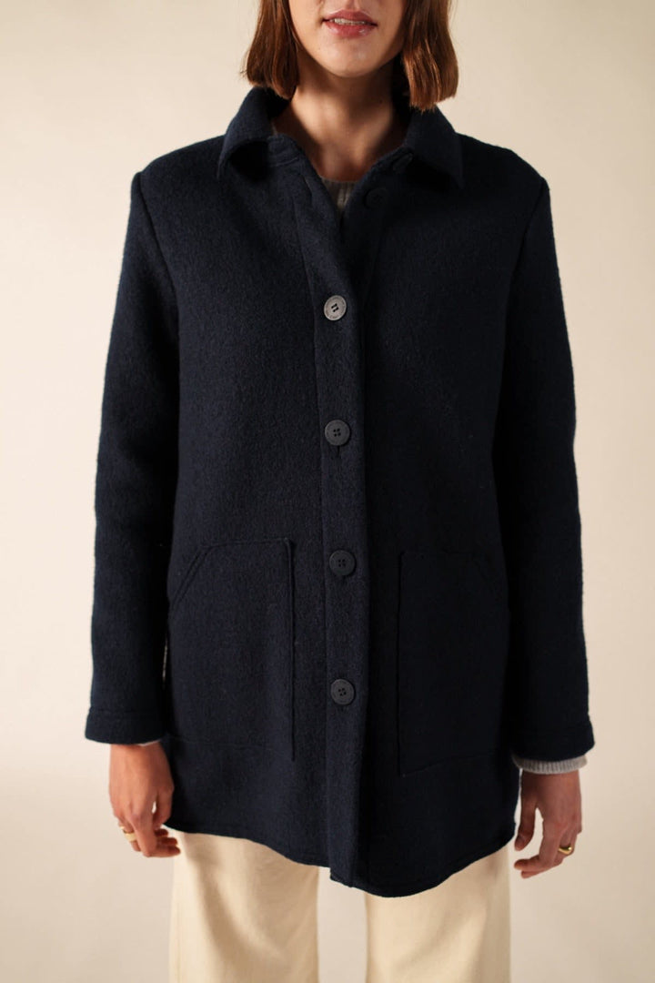 Vue latérale veste Saint James PYRENEES II pour femme gris clair avec manches - Valérie Simon
