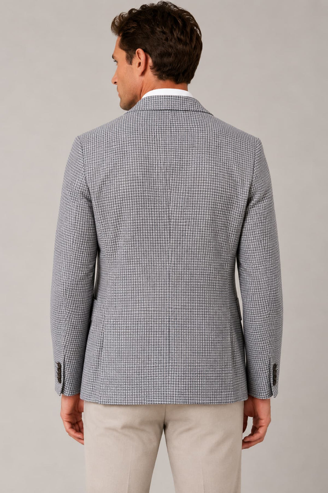 Front view of a Jack Victor men&