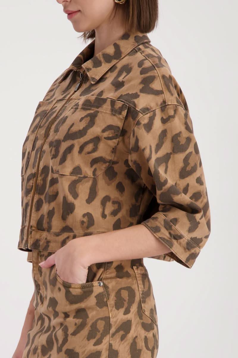 Veste courte imprimée léopard