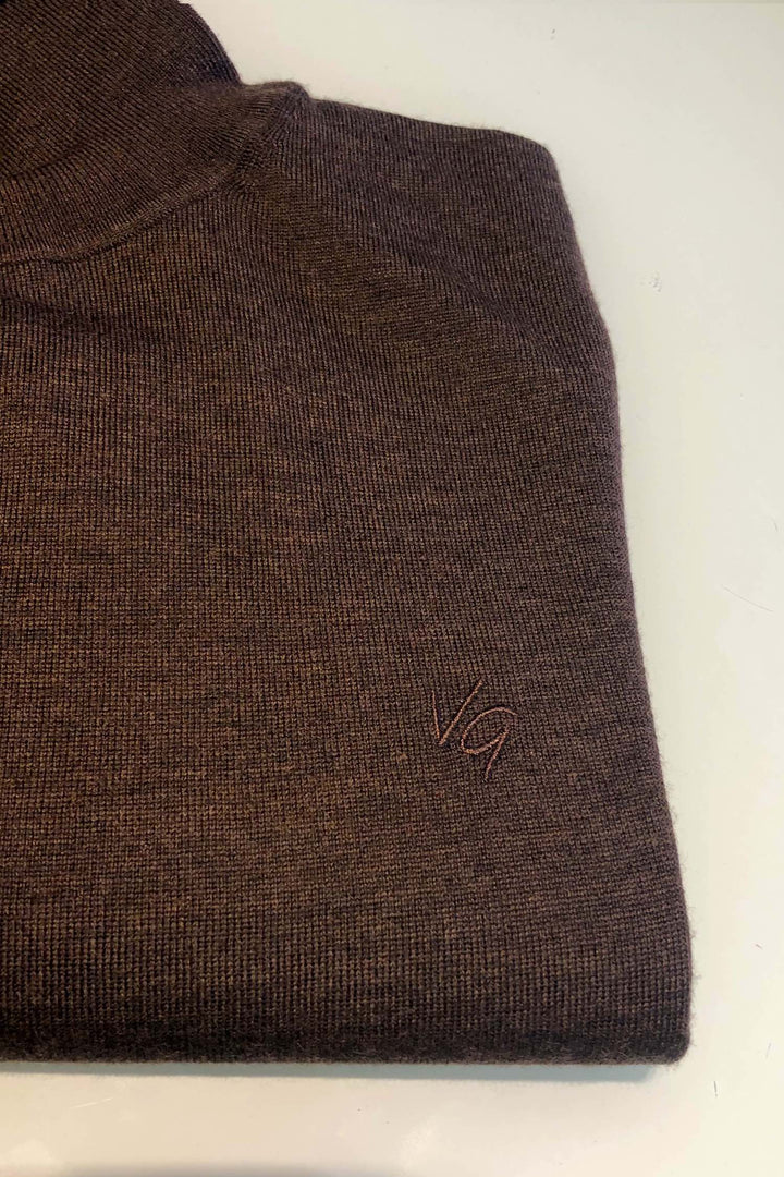 Col roulé en laine brun cacao de Van Gils, confortable avec logo discret, parfait pour l&