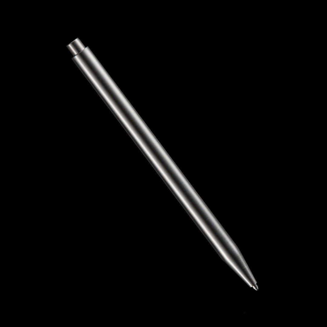 Stylo Modern Fuel en acier inoxydable, design élégant et moderne, parfait pour les professionnels.
