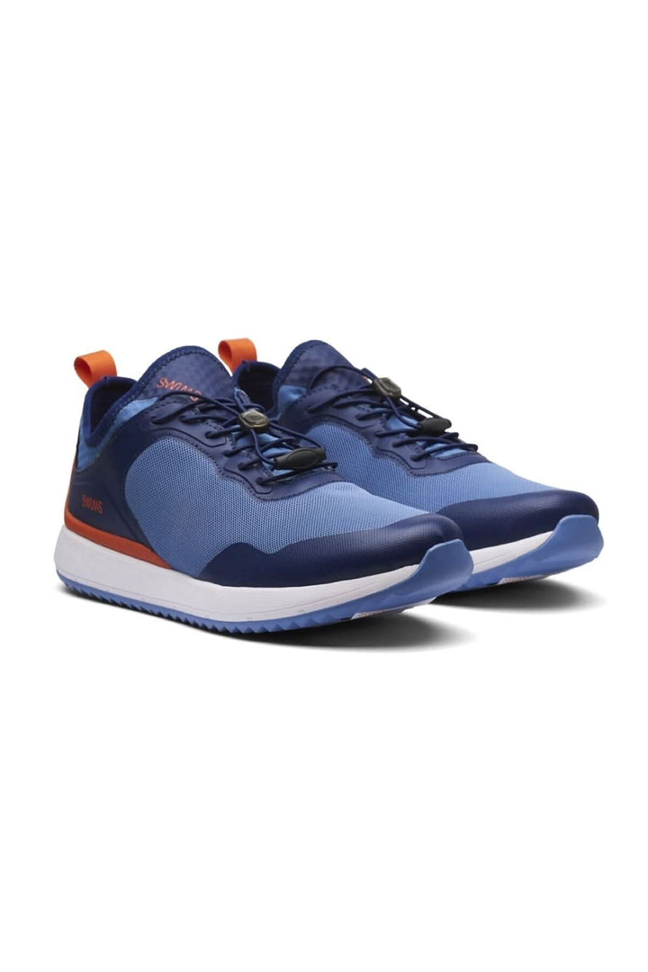 Baskets de sport Ocean Runner en nylon bleu avec lacets, semelle extérieure en EVA pour drainage et confort.
