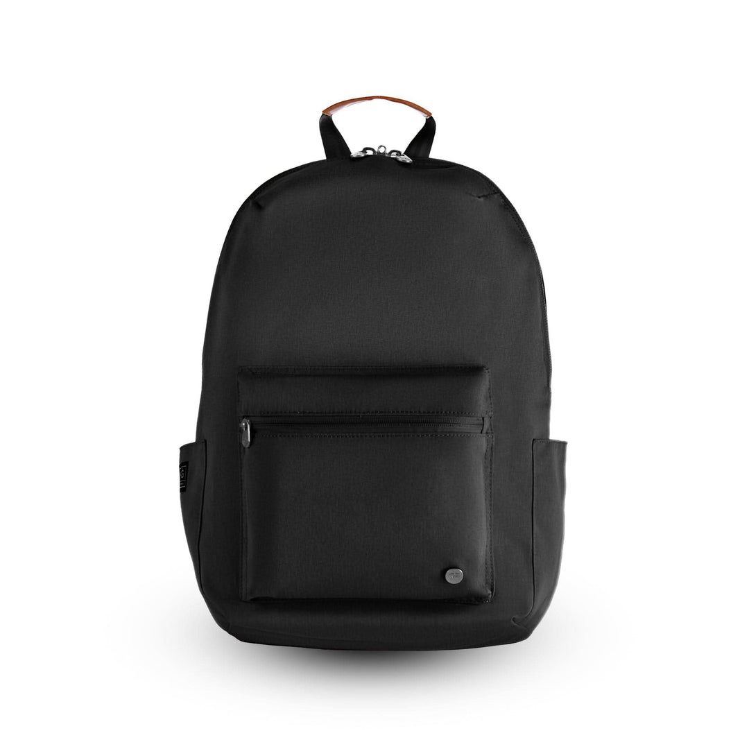 Sac à dos Granville 22L noir, conçu en polyester recyclé, avec grande poche avant et compartiment principal.