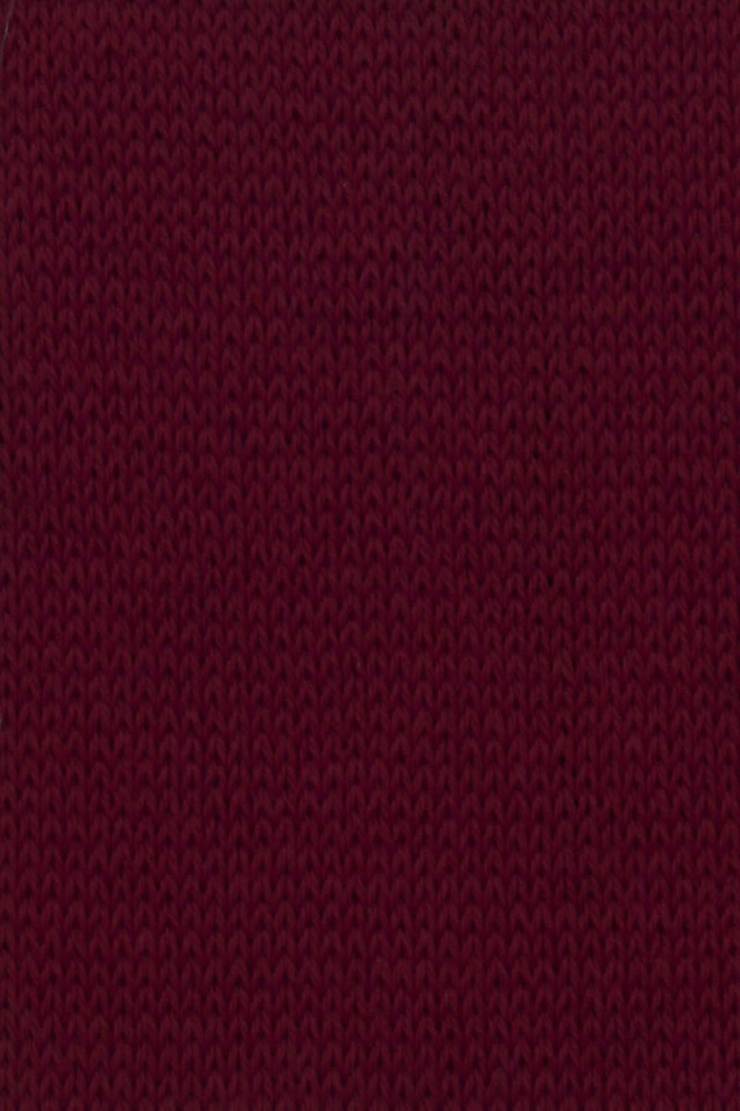 Textile en laine texturé de couleur bordeaux, parfait pour un pull élégant et chaud.