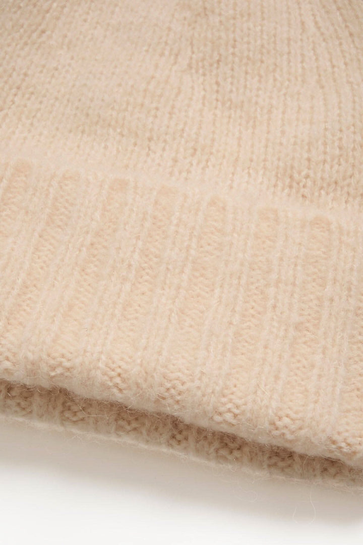 Chapeau douillet Kaleska beige en laine, alpaga et polyamide, parfait pour l&